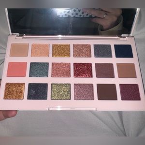 Ciaté London “The Editor” eyeshadow palette